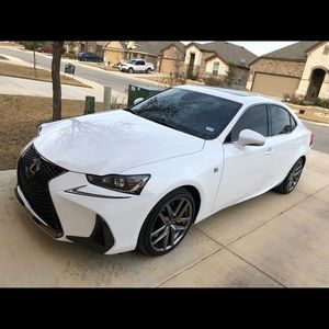 Meet your Posher, Chase